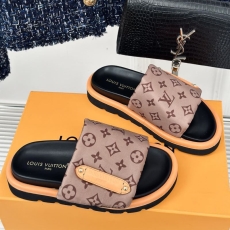 Louis Vuitton Slippers